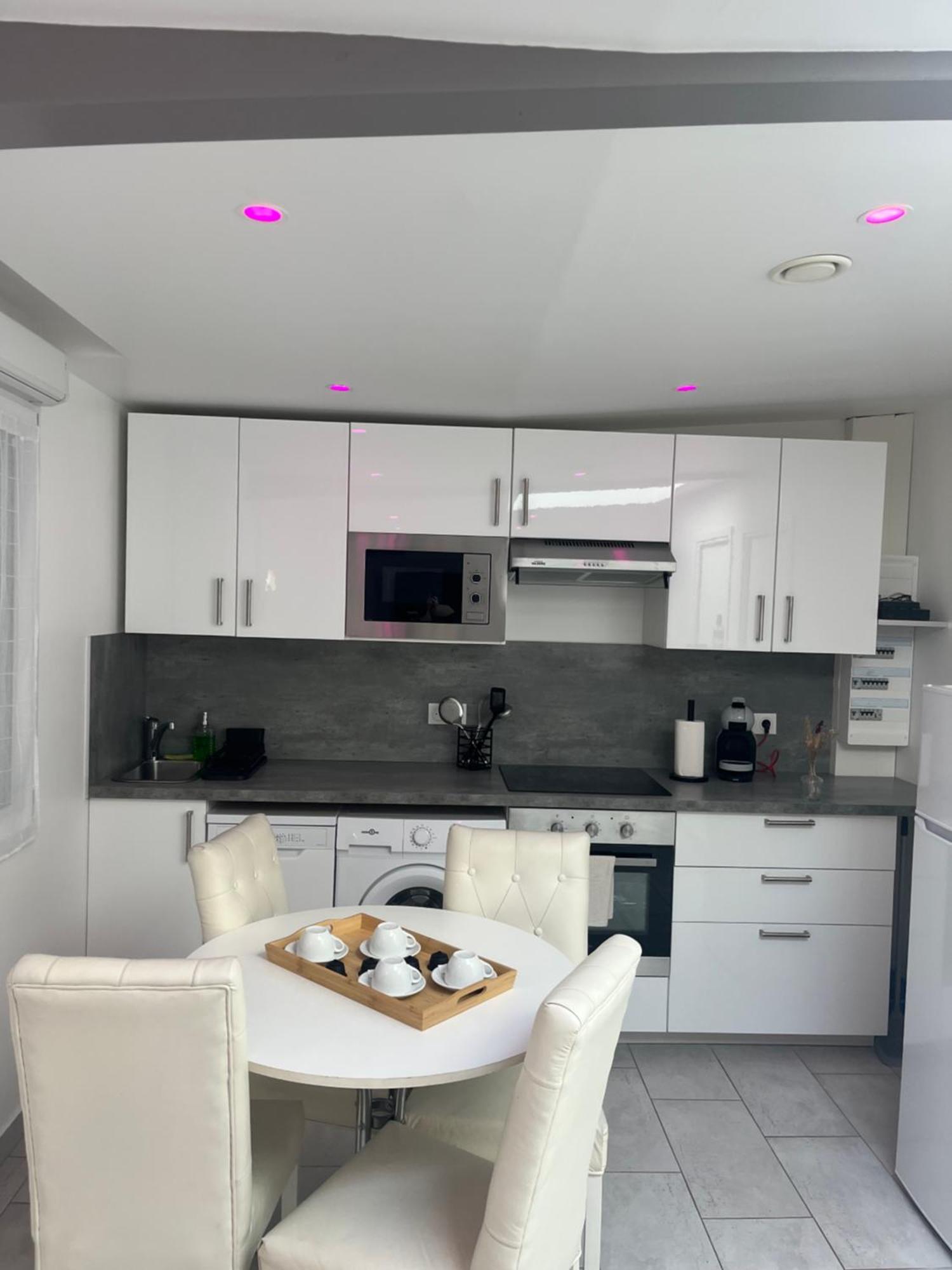La Dream Night Apartment Pontault-Combault Exterior photo